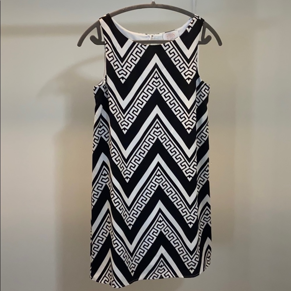 Black & White Sleeveless Dress